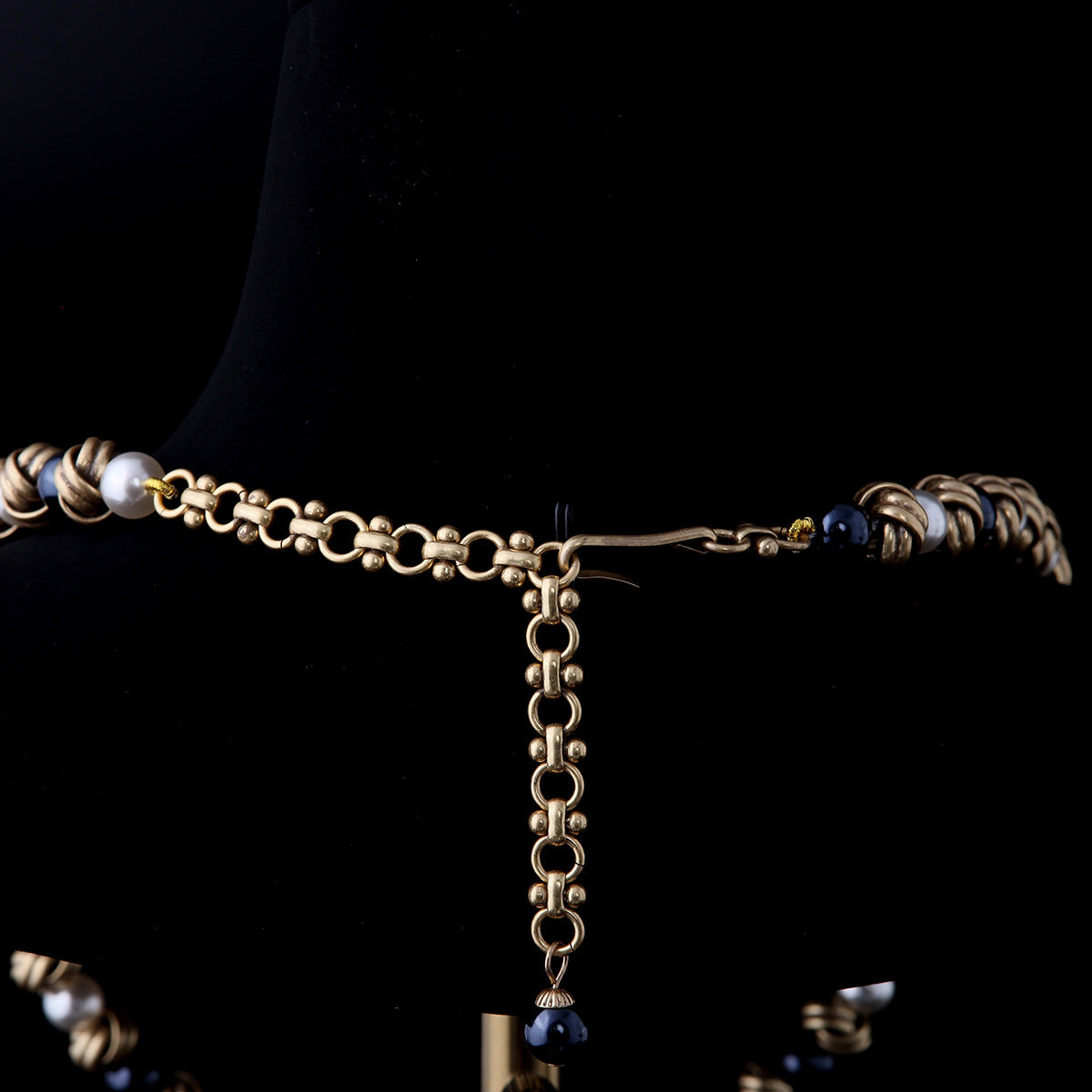 Royal Pearl Necklace