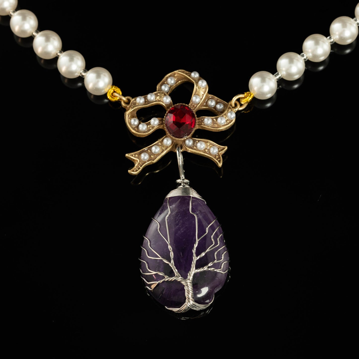 Pearl & Bow Amethyst Pendant Necklace