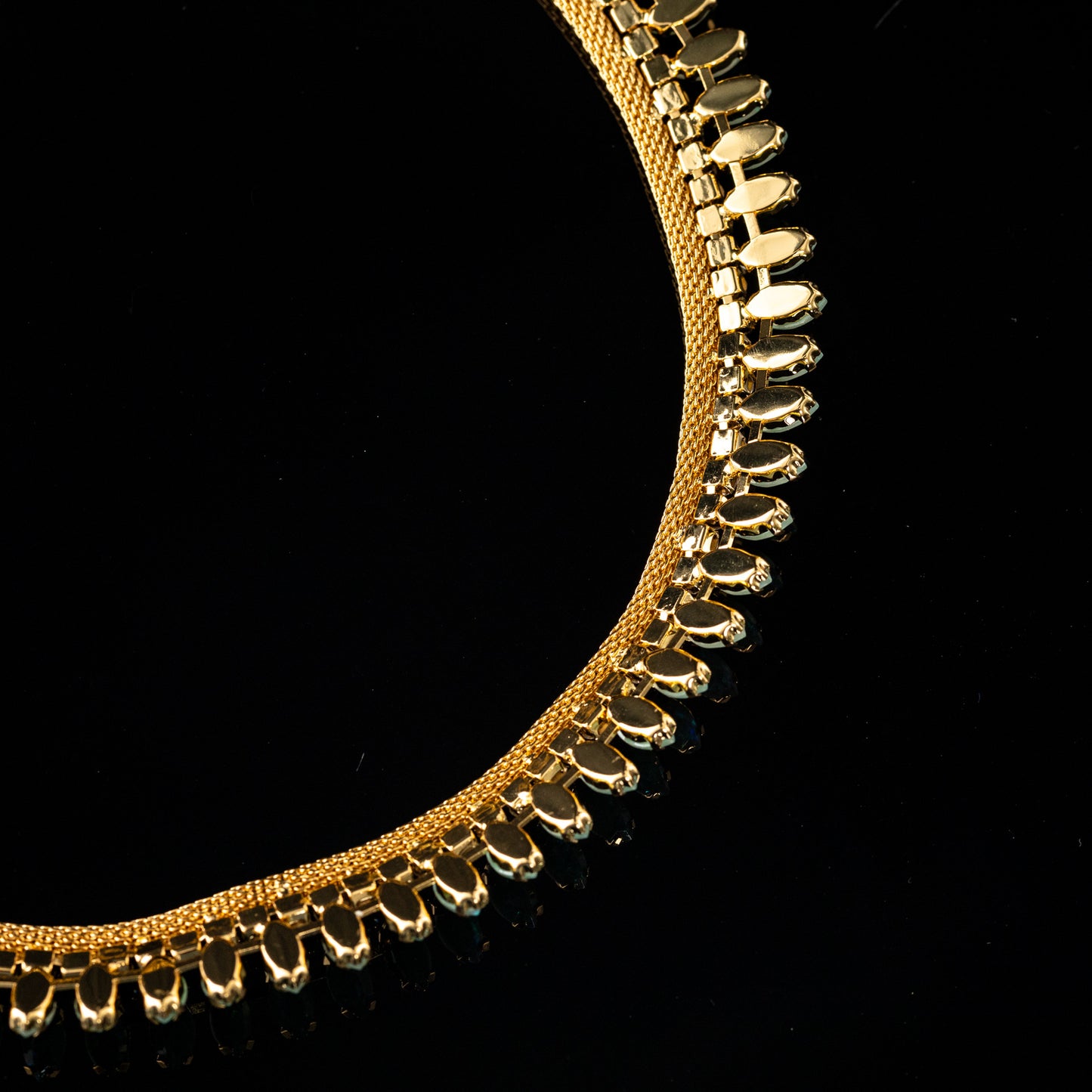 Emerald Fringe Choker Necklace