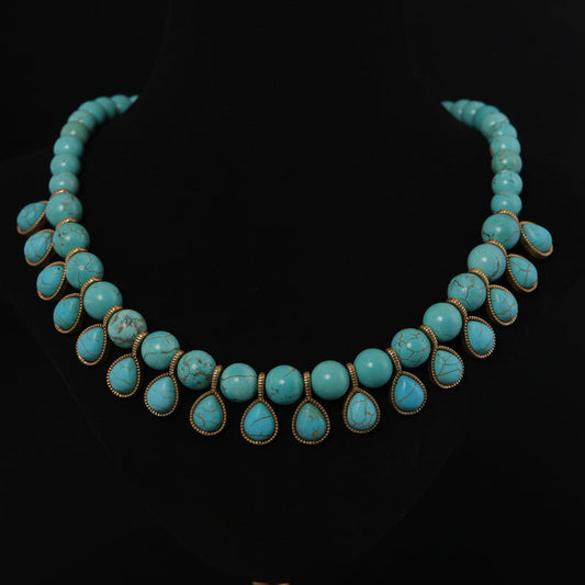 Green Turquoise Pendant Necklace