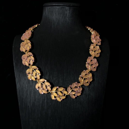Golden Laurel Vintage Necklace & Bracelet Set