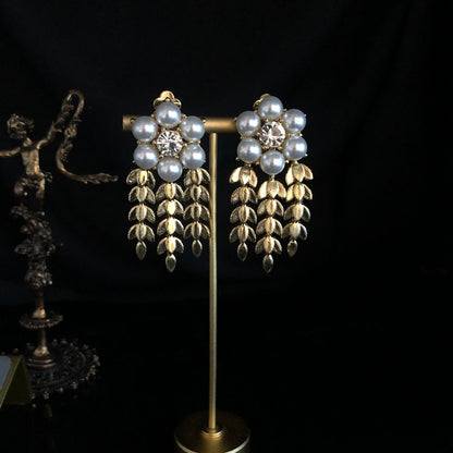 Golden Leaf Pearl Statement Set