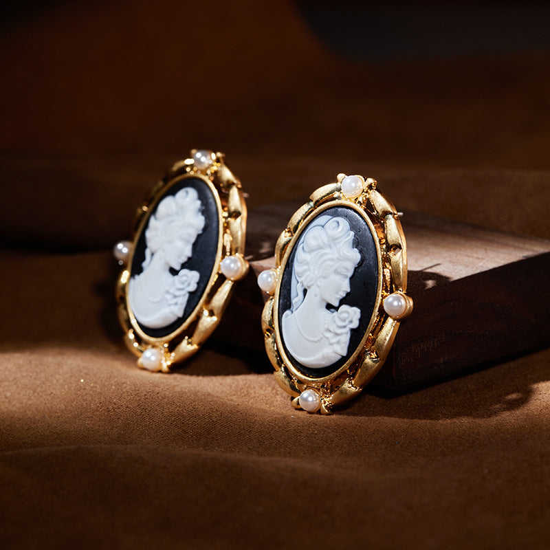 Cameo Pearl Earrings