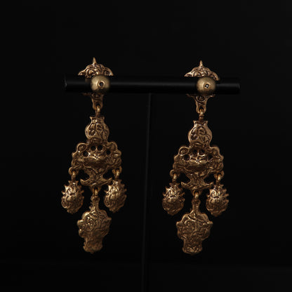 The White Crystal Pendant Earrings