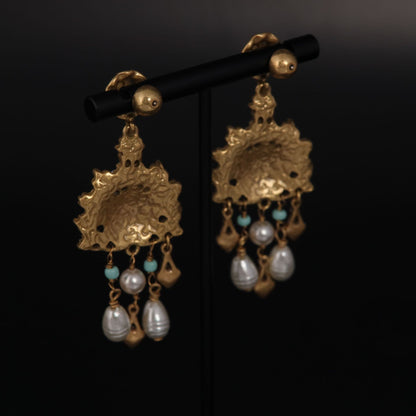 The Blooming Pearl Tassel Earrings