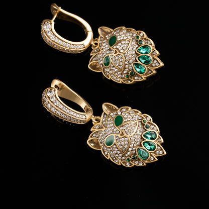 Vintage Emerald Feline Earrings