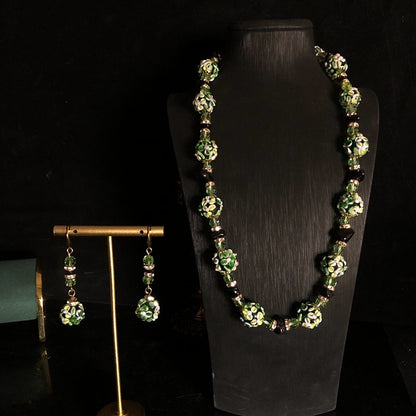 Vintage Green Floral Glass Bead Jewelry Set