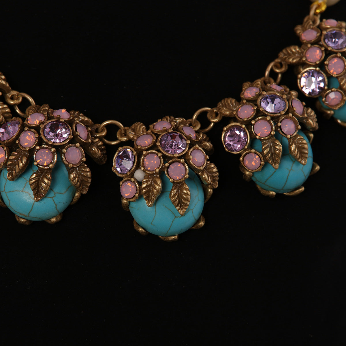 Botanical Bloom Pearl Necklace Set