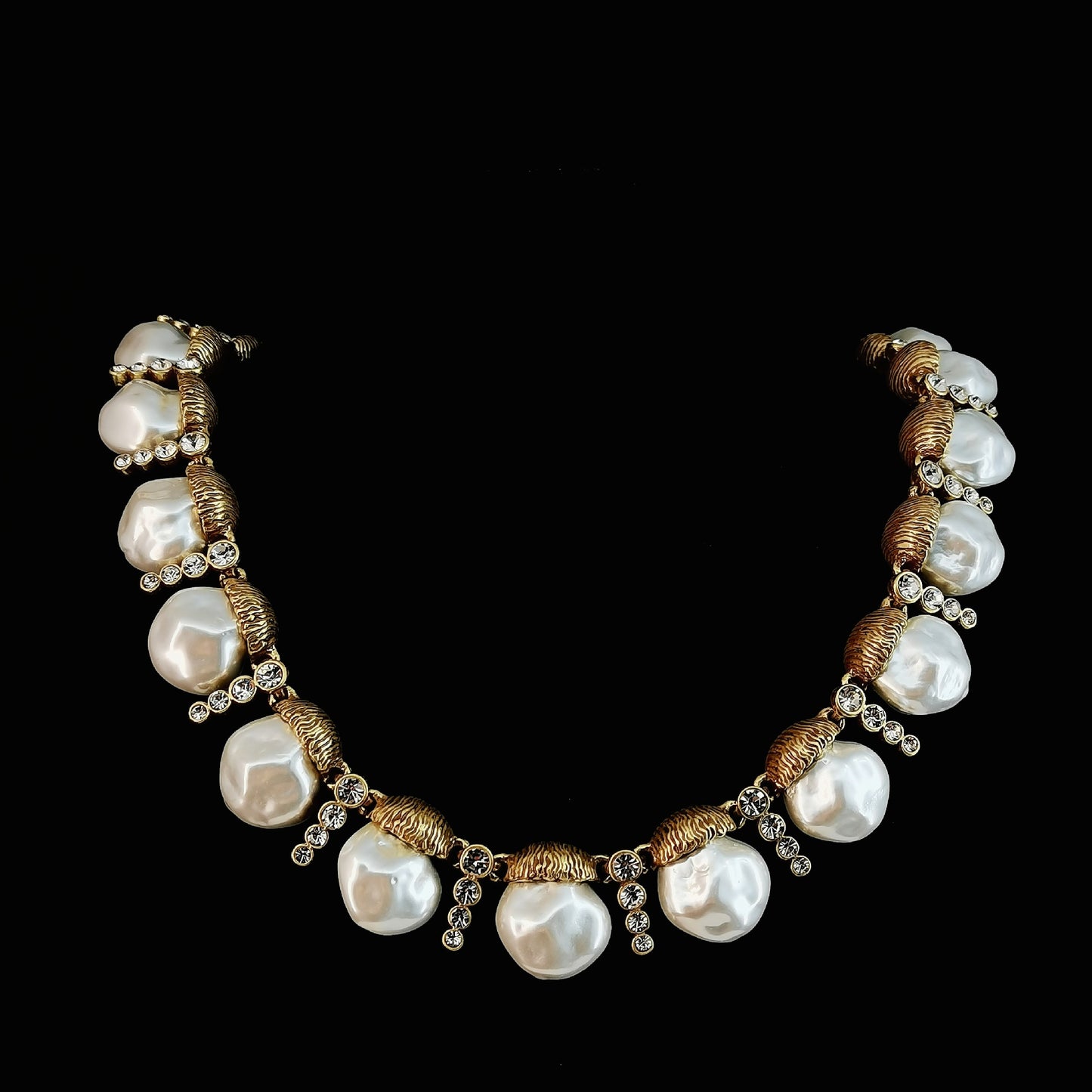 Pearl Sculptural Collar Jewelry Set