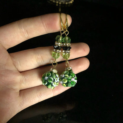 Vintage Green Floral Glass Bead Jewelry Set