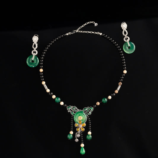 Green Stone & Black Beaded Pendant Necklace Set