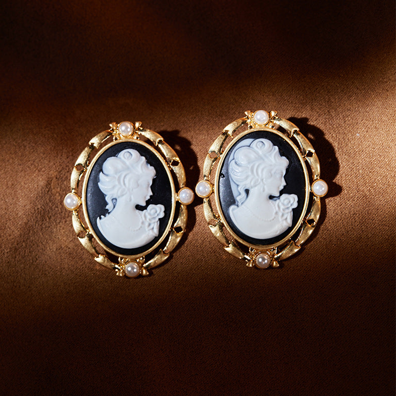 Cameo Pearl Earrings