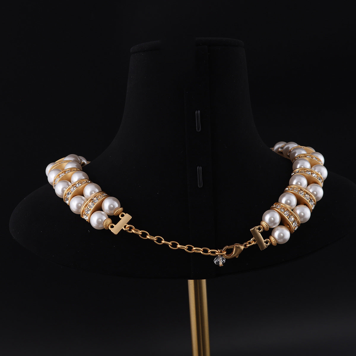 Baroque Crown Pearl Necklac