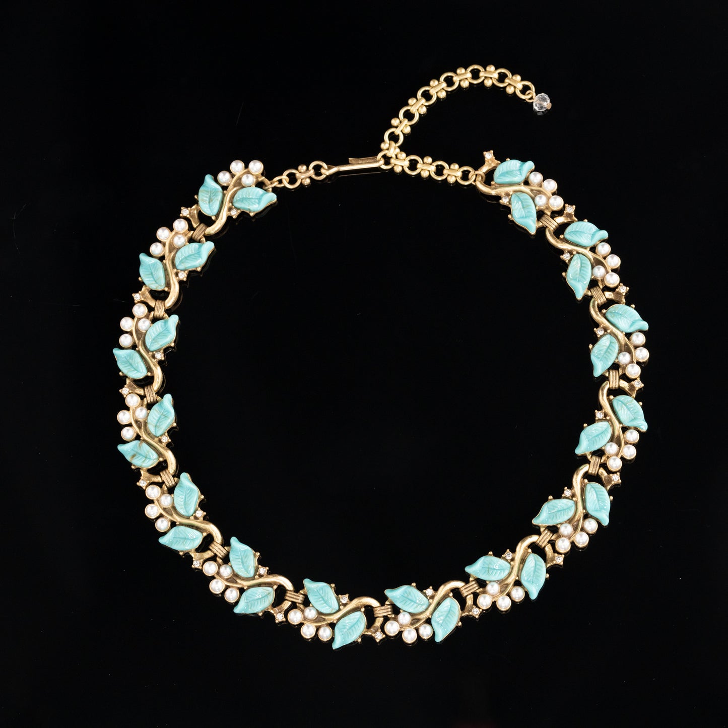 Turquoise Leaf & Pearl Garland Set