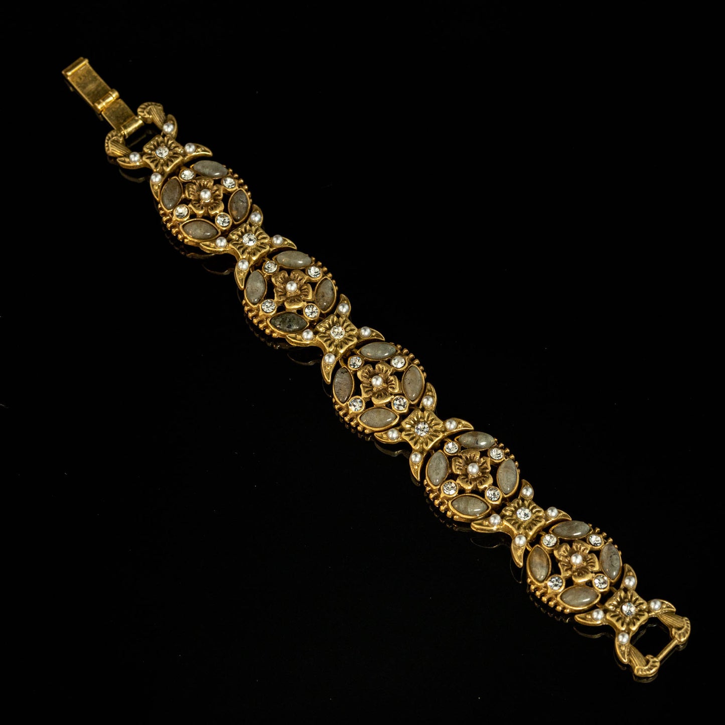 Vintage Floral Bracelet