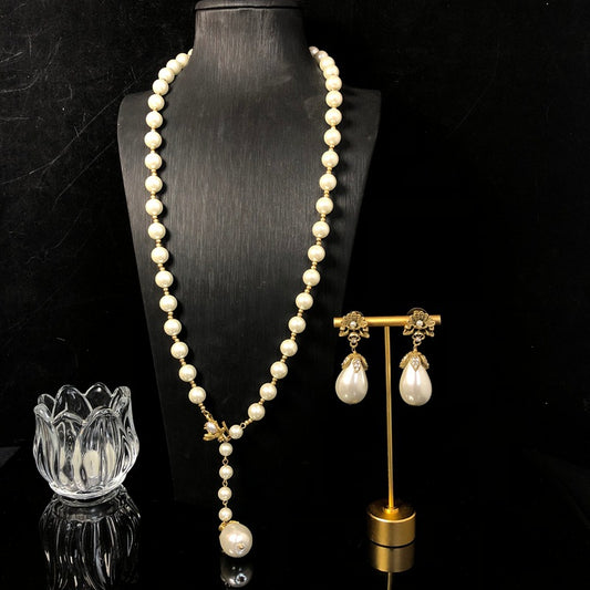 The Duchess Pearl Set