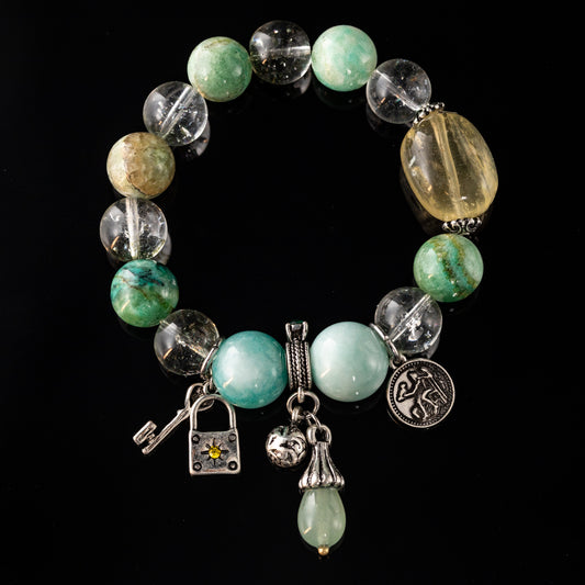 Green Charm Vintage Gemstone Bracelet