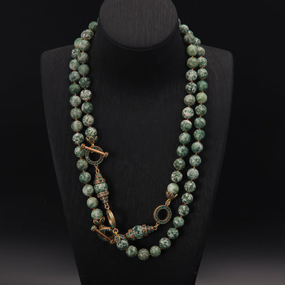Green Pattern Stone Necklace