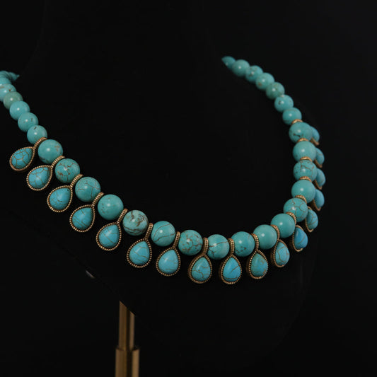 Green Turquoise Pendant Necklace